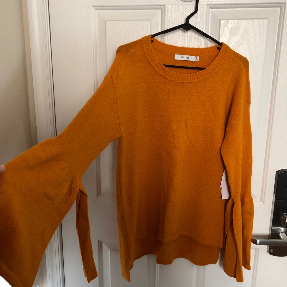 Orange Bell Sleeve Oversize Sweater Size Small